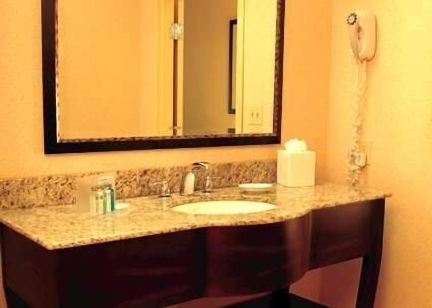 Hampton Inn & Suites Owensboro Downtown Waterfront Eksteriør bilde
