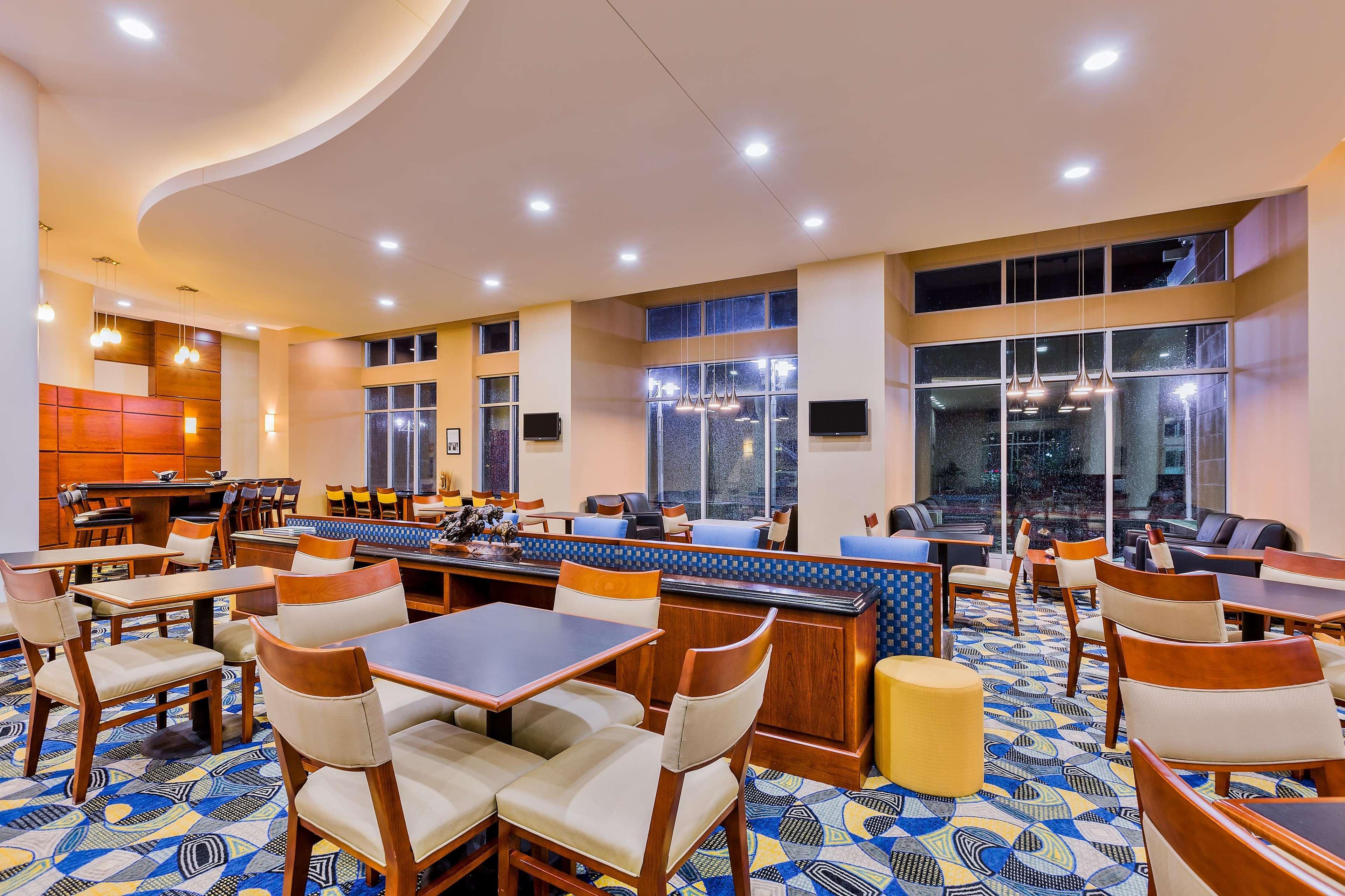 Hampton Inn & Suites Owensboro Downtown Waterfront Eksteriør bilde