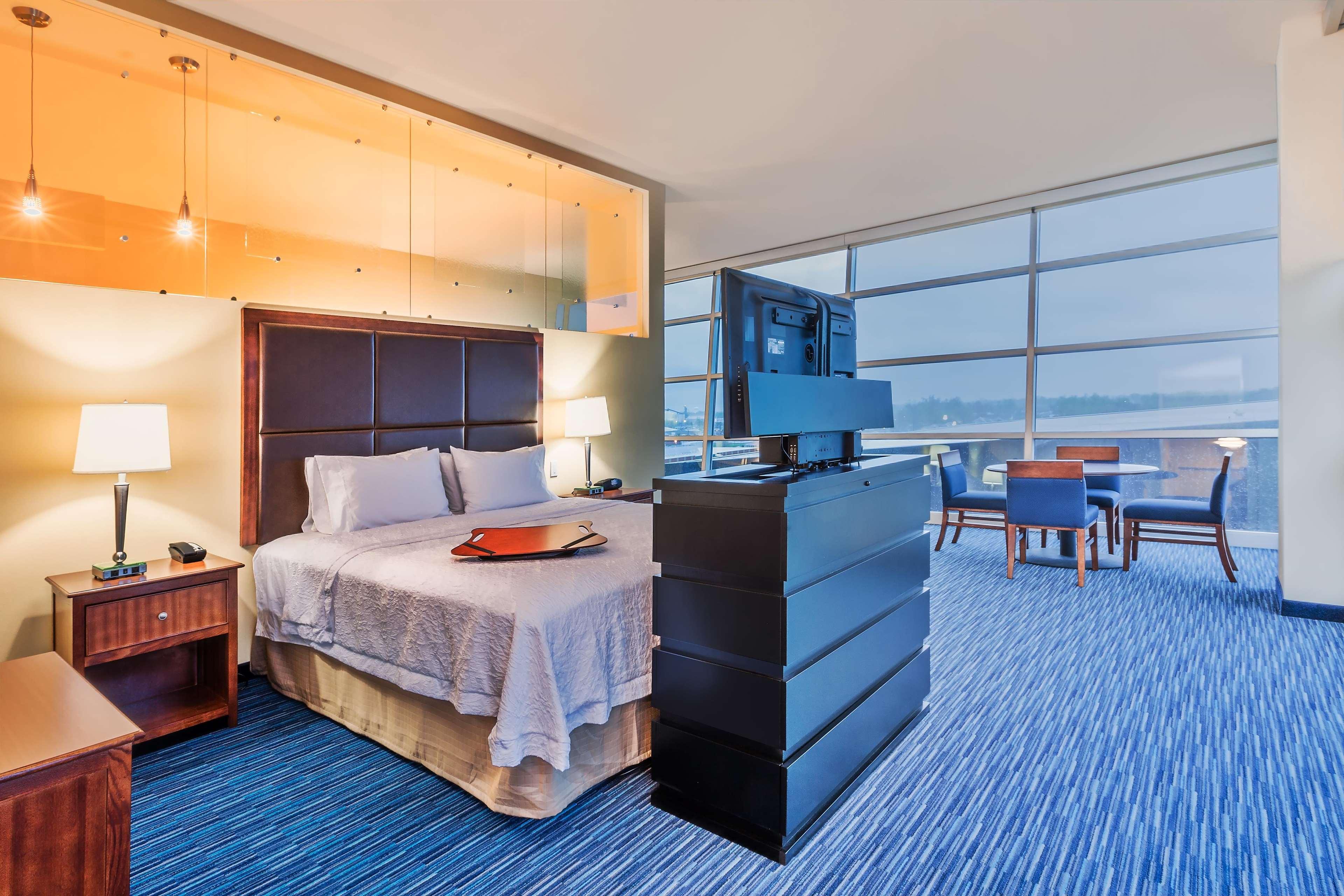 Hampton Inn & Suites Owensboro Downtown Waterfront Eksteriør bilde